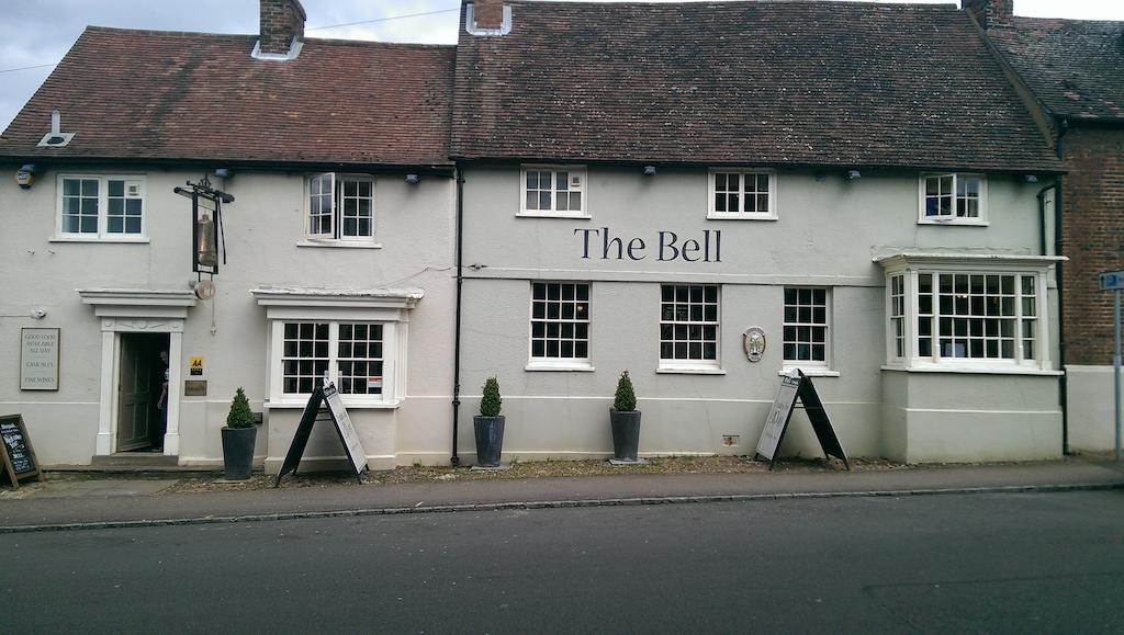The Bell Hotel & Inn By Greene King Inns Woburn Esterno foto