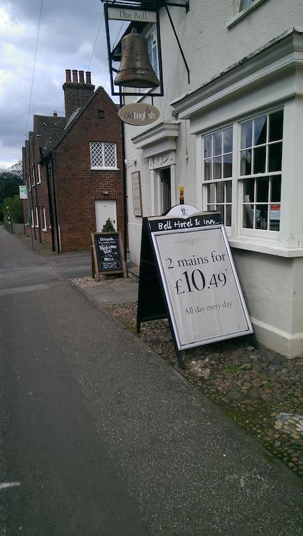 The Bell Hotel & Inn By Greene King Inns Woburn Esterno foto